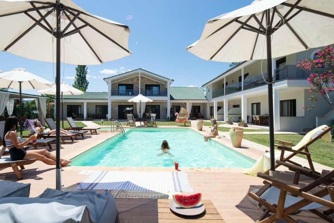 Aelia Suites Valtí Extérieur photo
